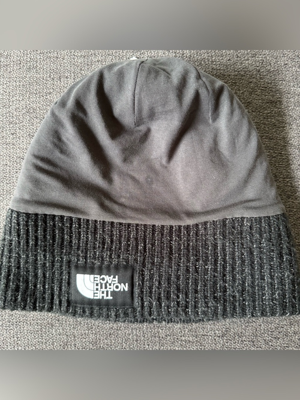 The North Face Heather Black Ribbed Cuffed Beanie Logo Box Unisex Outdoor OS - Picture 7 of 8